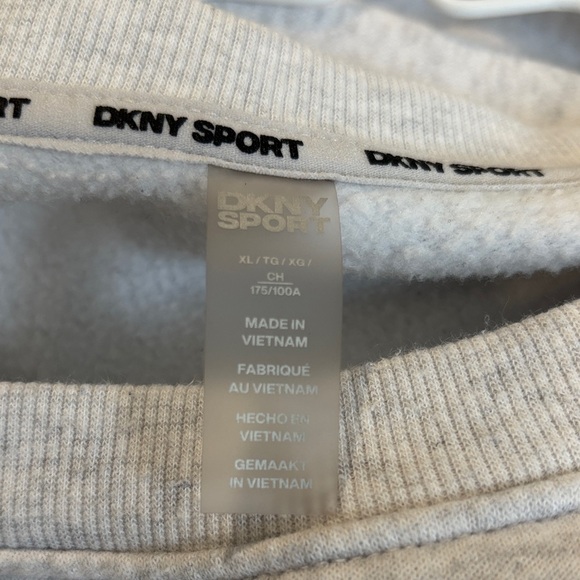 DKNY Sweatshirt Light Gray - Picture 7 of 7